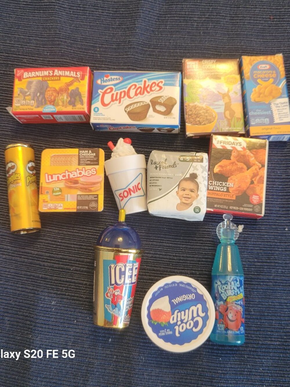 Mini Brands Set